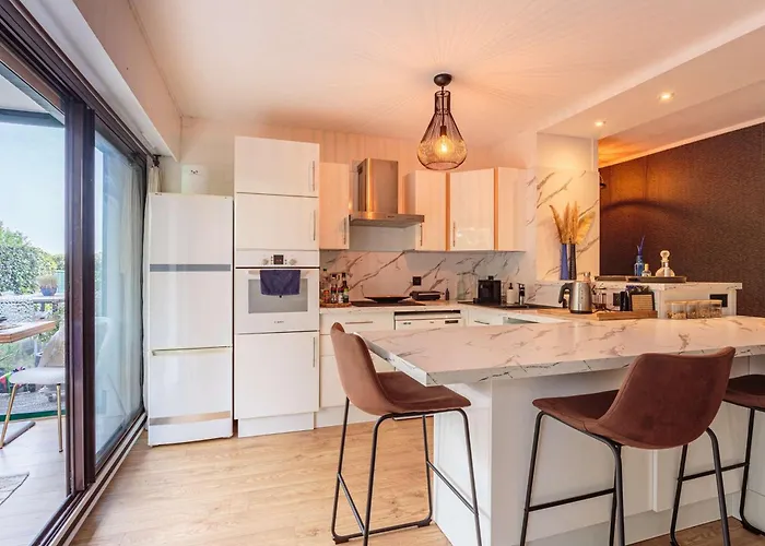 Lejlighed Bel Avec Terrasse A Anglet, Proche Des Plages - Fr-1-3-628 Anglet